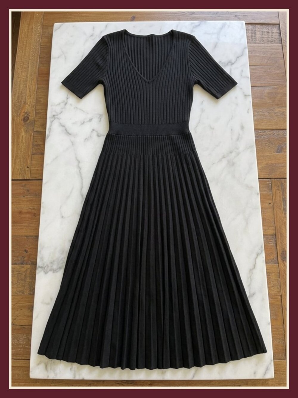 Women's V-Neck Pleated Midi Sweater Dress Short Sleeve Knit A-Line - Picture 1 of 7